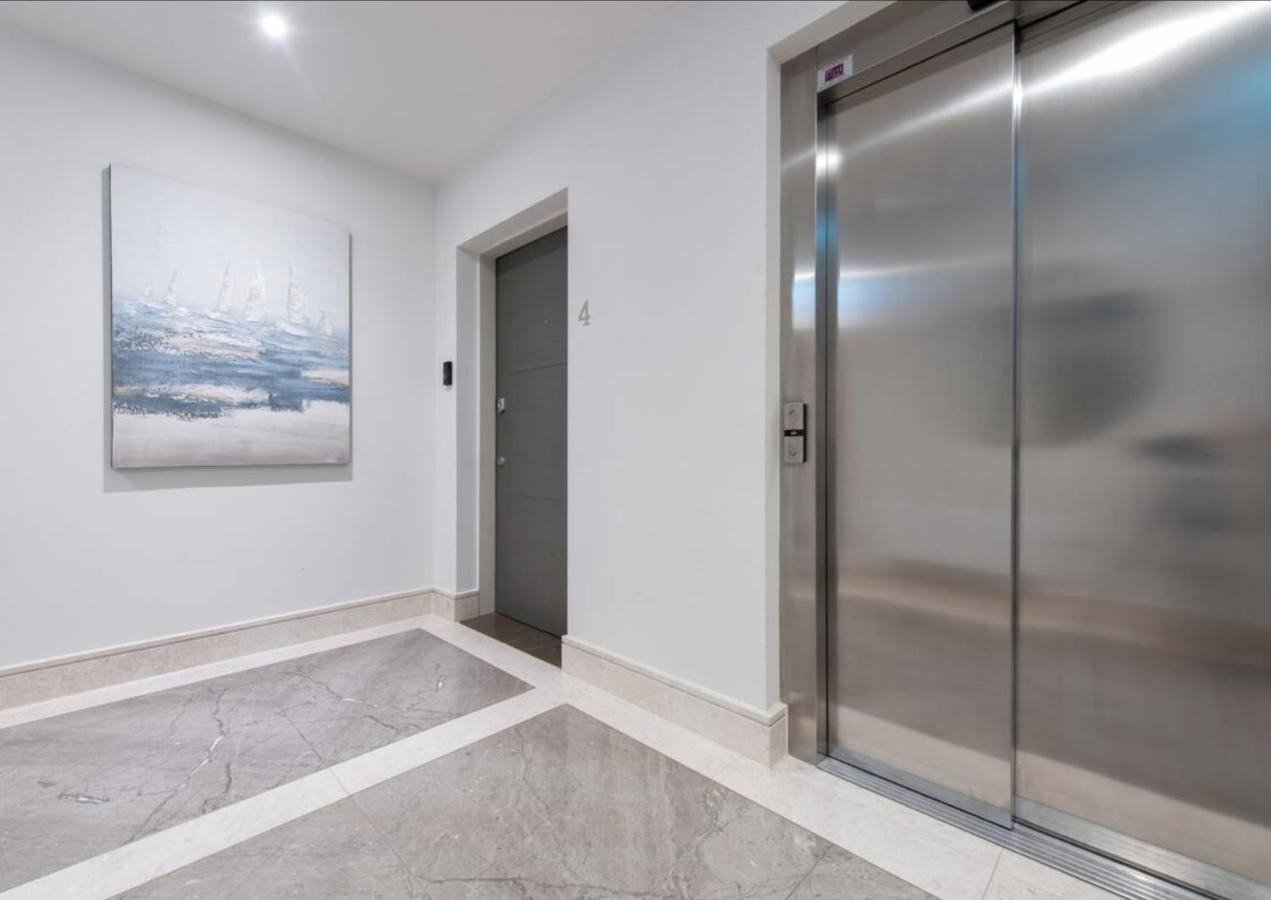 Ferienwohnung 2Bd, 2Ba Urban Oasis Chcl F4 Chigwell Exterior foto